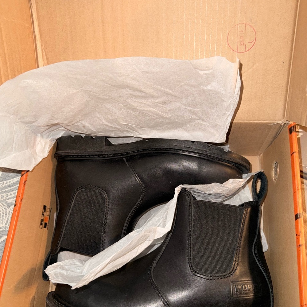 Red Wing Shoes Black Joist Steel Toe Work Boots - Picture 9 of 10